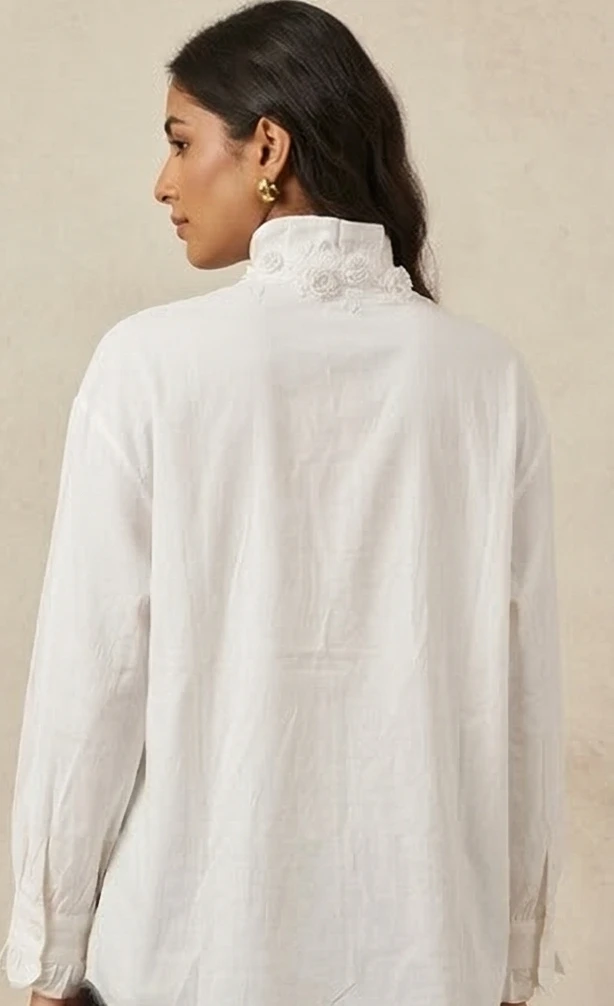 Vintage-Inspired White Floral Lace Crop Top with Faux-Fur Trim & Flared Cuffs